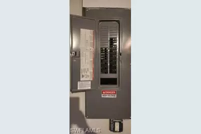 2118 NE 13th Pl, Cape Coral, FL 33909 - Photo 23