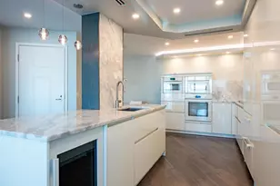 4651 Gulf Shore Blvd N, Naples, FL 34103 - Photo 5