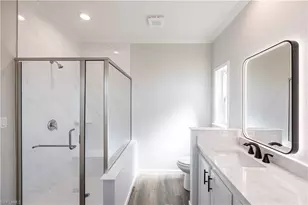 11310 Bougainvillea Ln, Fort Myers Beach, FL 33931 - Photo 19