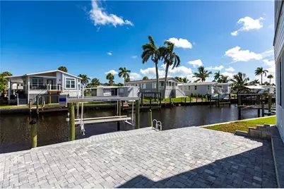 11310 Bougainvillea Ln, Fort Myers Beach, FL 33931 - Photo 27