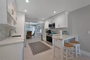 712 110th Ave N, Naples, FL 34108 - Photo 5