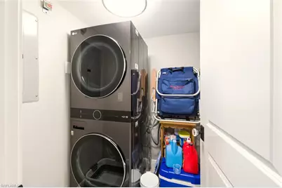 9103 Vanderbilt Dr #2, Naples, FL 34108 - Photo 23