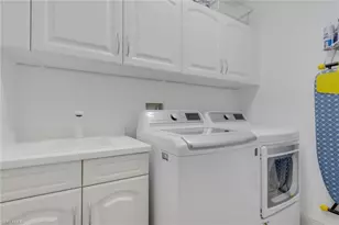 517 Avellino Isles Cir, Naples, FL 34119 - Photo 23