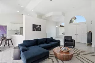 2362 27th Ave NE, Naples, FL 34120 - Photo 7