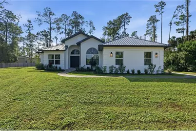 2362 27th Ave NE, Naples, FL 34120 - Photo 3