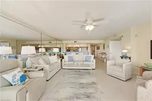 21 Bluebill Ave, Naples, FL 34108 - Photo 7