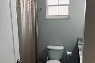 685 Luisa Ln, Naples, FL 34104 - Photo 11