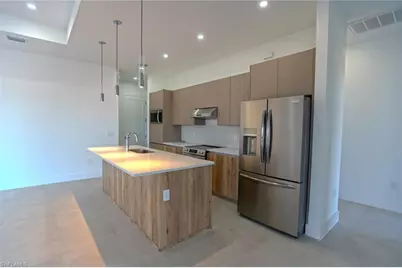 1817 NE 17th St, Cape Coral, FL 33909 - Photo 9