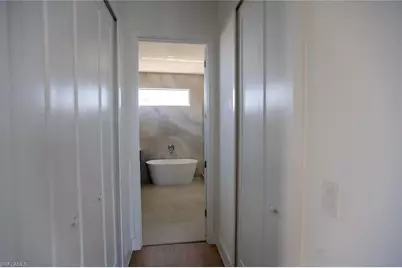 1817 NE 17th St, Cape Coral, FL 33909 - Photo 15