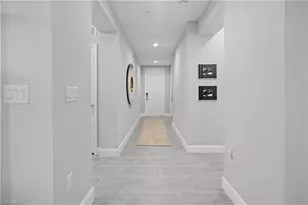 2560 Seychelles Dr, Naples, FL 34112 - Photo 15