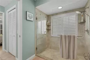 185 Fox Den Cir, Naples, FL 34104 - Photo 17