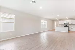 1192 Brooklands Dr, Fort Myers, FL 33905 - Photo 7