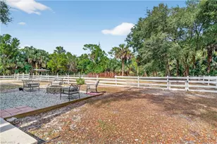 685 11th St NW, Naples, FL 34120 - Photo 5