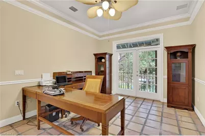 685 11th St NW, Naples, FL 34120 - Photo 15