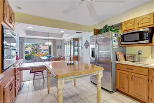 2273 Royal Ln, Naples, FL 34112 - Photo 11