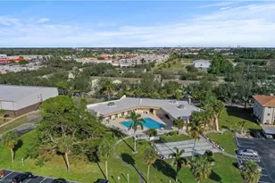 2079 Barkeley Ln, Fort Myers, FL 33907 - Photo 21