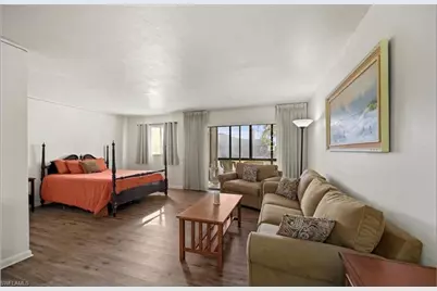 2079 Barkeley Ln #6, Fort Myers, FL 33907 - Photo 7