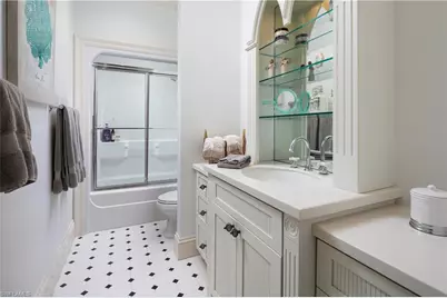 3351 Creekview Dr, Bonita Springs, FL 34134 - Photo 29