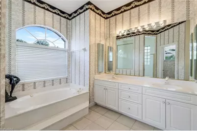 12820 Silverthorn Ct, Bonita Springs, FL 34135 - Photo 25