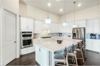 19696 Aqua View Ln, Fort Myers, FL 33913 - Photo 9