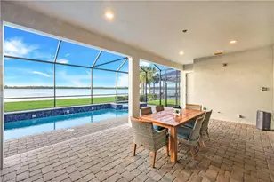 19696 Aqua View Ln, Fort Myers, FL 33913 - Photo 37