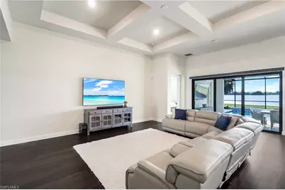 19696 Aqua View Ln, Fort Myers, FL 33913 - Photo 7