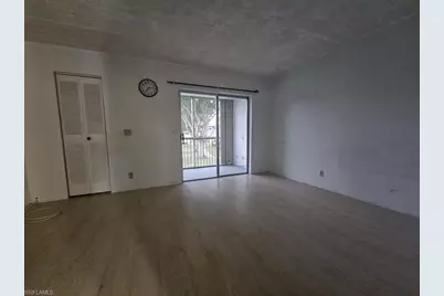 400 Village Green Cir #205, Palm Springs, FL 33461 - Photo 13