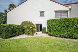 4082 Belair Ln, Naples, FL 34103 - Photo 3