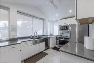 400 Forest Lakes Blvd, Naples, FL 34105 - Photo 19