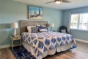 202 Peppermint Ln, Naples, FL 34112 - Photo 9