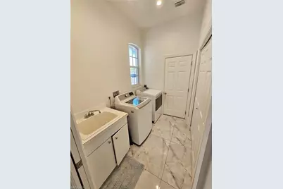 8122 Wilshire Lakes Blvd, Naples, FL 34109 - Photo 21
