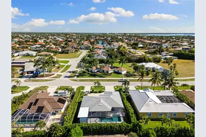 200 Sand Hill St, Marco Island, FL 34145 - Photo 37