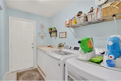 1815 NE 2nd Pl, Cape Coral, FL 33909 - Photo 35