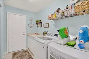 1815 NE 2nd Pl, Cape Coral, FL 33909 - Photo 35