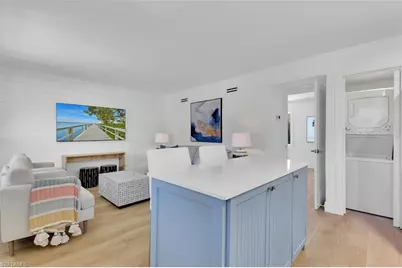 980 7th Ave S #204, Naples, FL 34102 - Photo 5