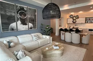 201 8th St S, Naples, FL 34102 - Photo 1