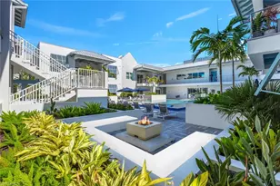 201 8th St S, Naples, FL 34102 - Photo 29