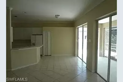11082 Lakeland Cir, Fort Myers, FL 33913 - Photo 5
