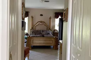 11082 Lakeland Cir, Fort Myers, FL 33913 - Photo 9