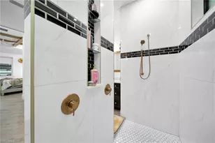 425 SE 15th St, Cape Coral, FL 33990 - Photo 31