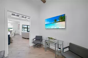 425 SE 15th St, Cape Coral, FL 33990 - Photo 15