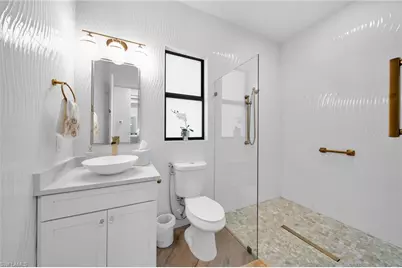 425 SE 15th St, Cape Coral, FL 33990 - Photo 21