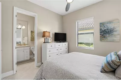 28071 Foxrock Ct, Bonita Springs, FL 34135 - Photo 23