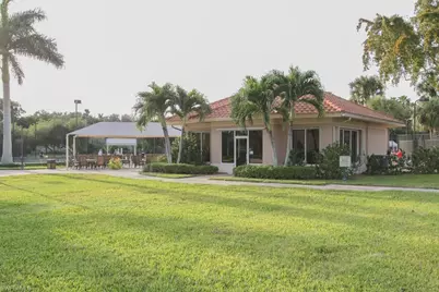 1676 Persimmon Dr, Naples, FL 34109 - Photo 49