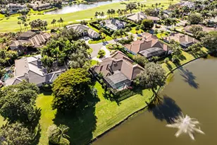 1676 Persimmon Dr, Naples, FL 34109 - Photo 43