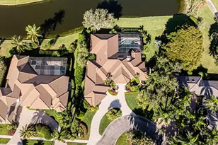 1676 Persimmon Dr, Naples, FL 34109 - Photo 45