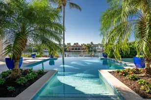 3520 Gin Ln, Naples, FL 34102 - Photo 17