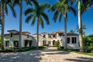 3520 Gin Ln, Naples, FL 34102 - Photo 1