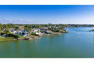 3520 Gin Ln, Naples, FL 34102 - Photo 23