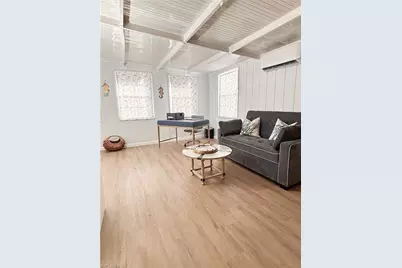 33 Henderson Dr, Naples, FL 34114 - Photo 23